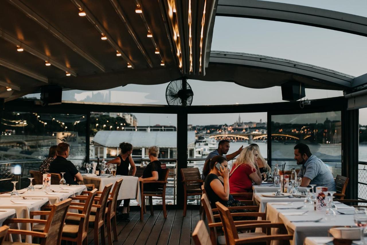 Vogue Boat Apartments Budapest Ngoại thất bức ảnh