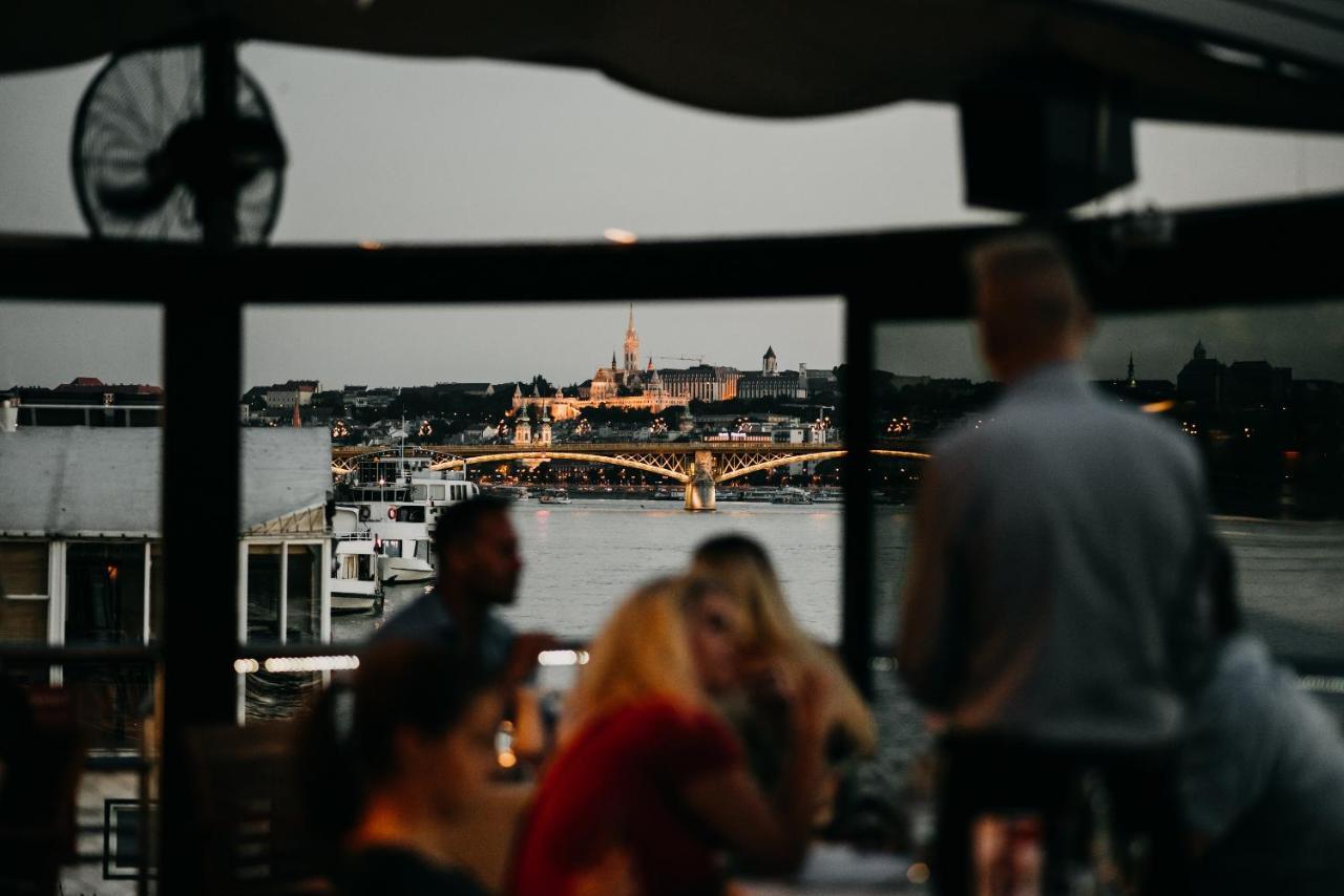 Vogue Boat Apartments Budapest Ngoại thất bức ảnh