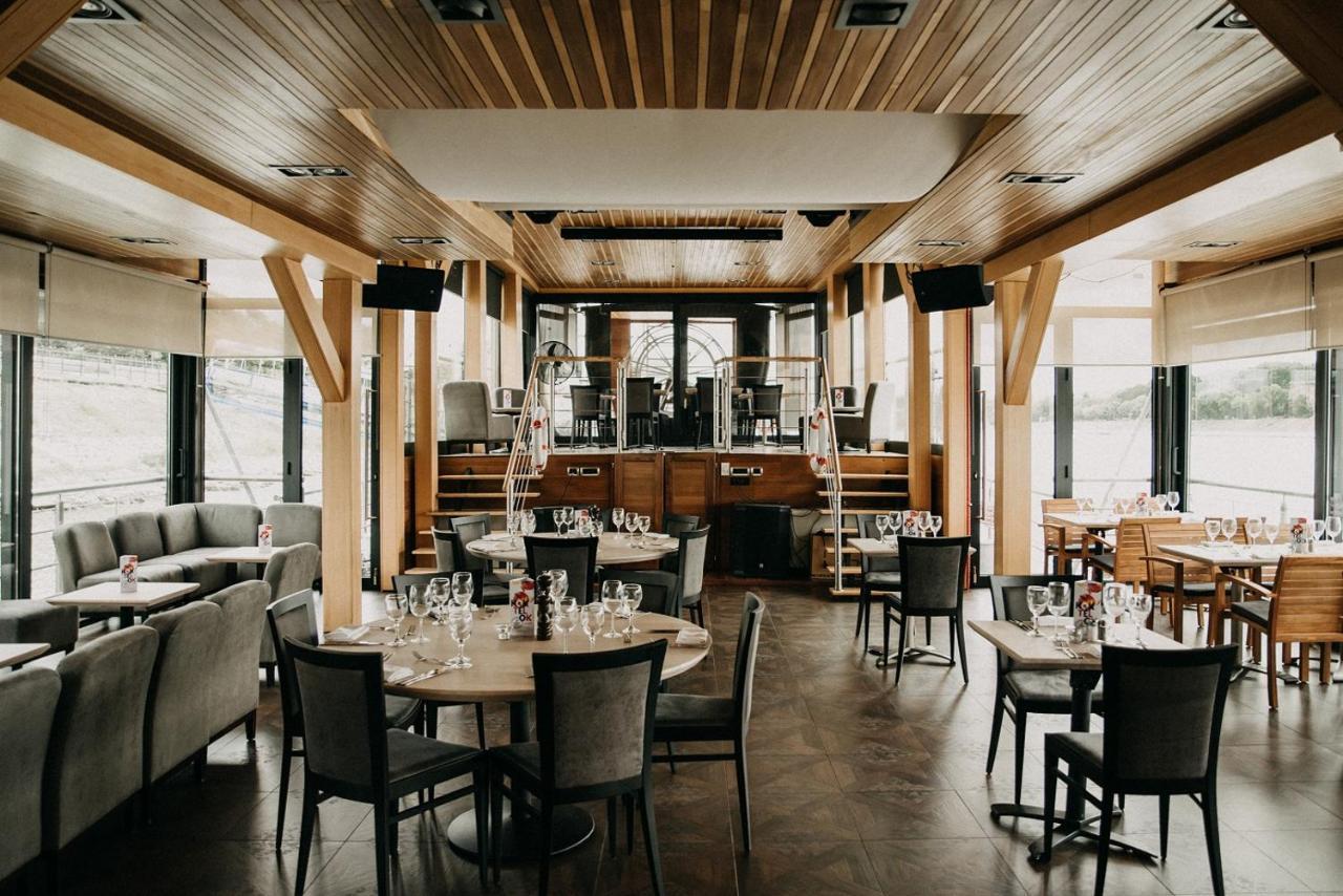 Vogue Boat Apartments Budapest Ngoại thất bức ảnh