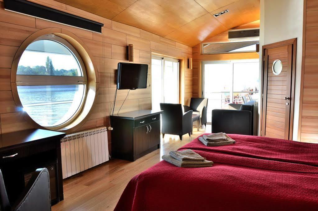 Vogue Boat Apartments Budapest Ngoại thất bức ảnh